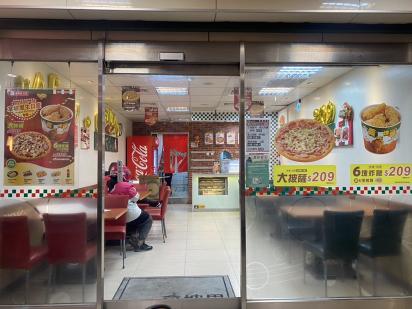 拿坡里學士店，學士路附近早晚班工讀生（皆依課表自由排班）