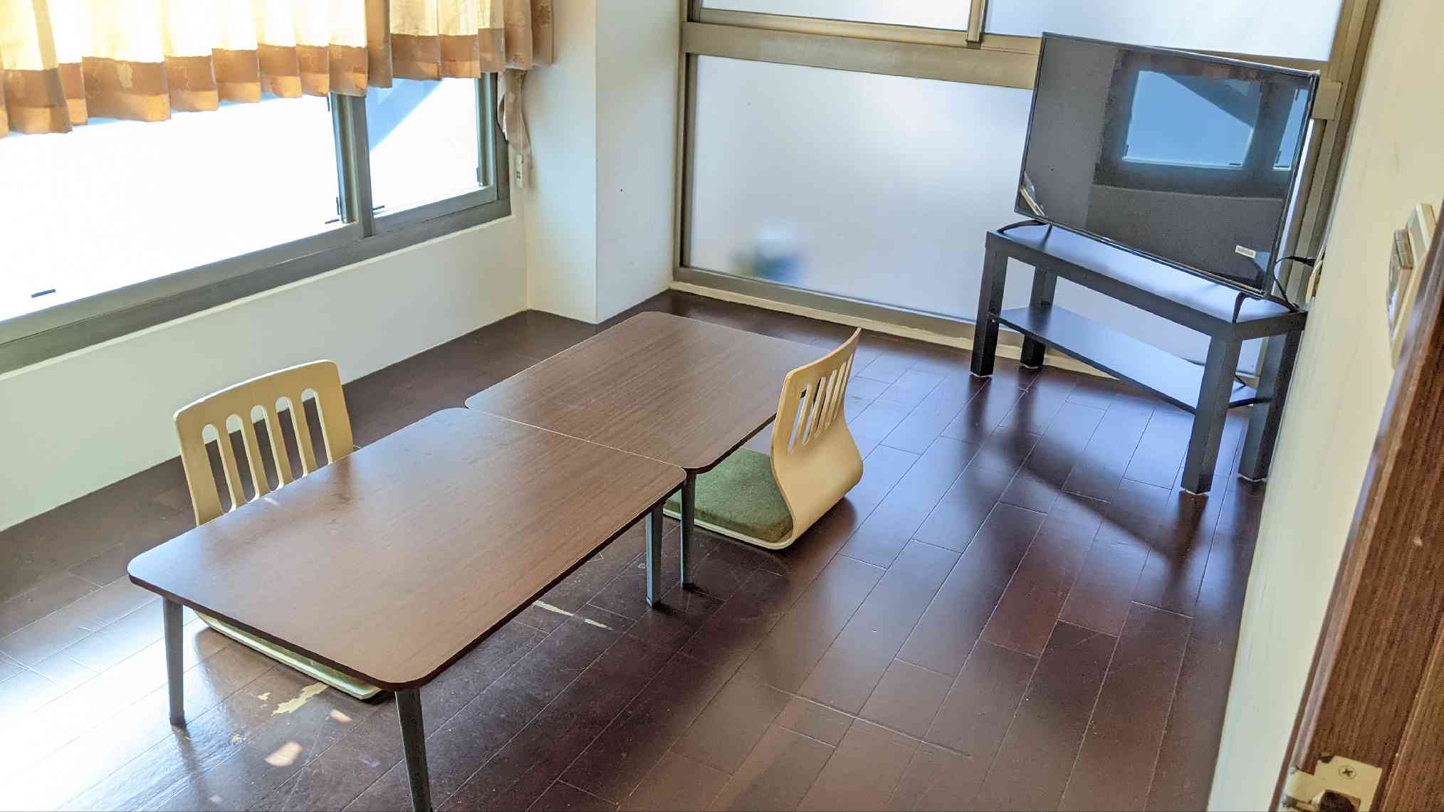 每週1天整理報表+更新網站內容