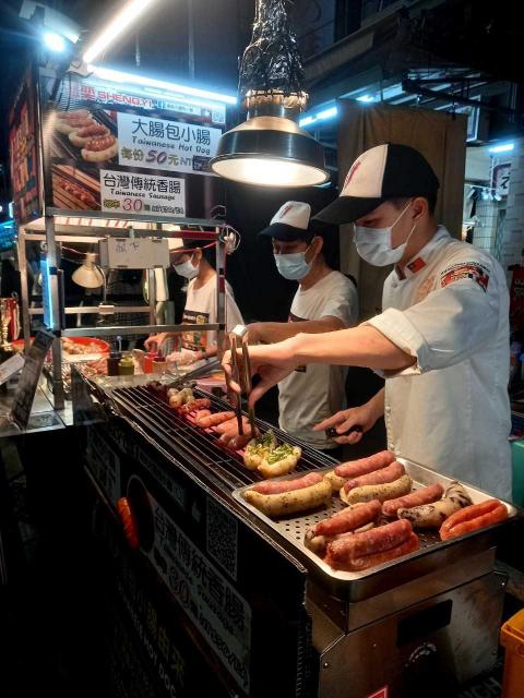 六合夜市盛奕大腸包小腸_工讀/兼職夥伴